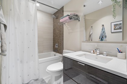 Photo 8 at 131 - 1777 W 7th Avenue, Fairview VW, Vancouver West