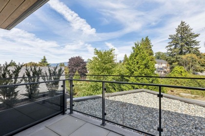 Photo 23 at 303 - 333 St. Davids Avenue, Lower Lonsdale, North Vancouver