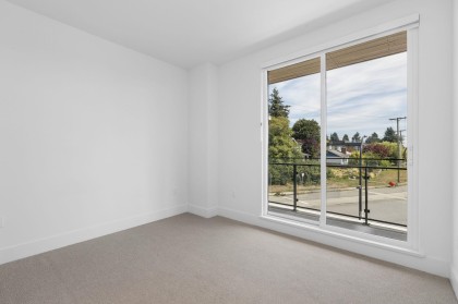 Photo 13 at 303 - 333 St. Davids Avenue, Lower Lonsdale, North Vancouver