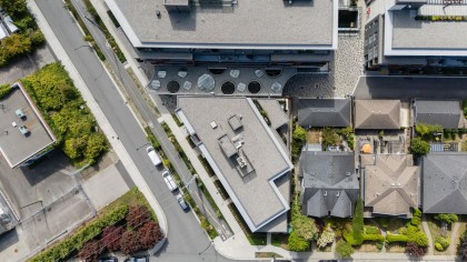 Photo 36 at 303 - 333 St. Davids Avenue, Lower Lonsdale, North Vancouver