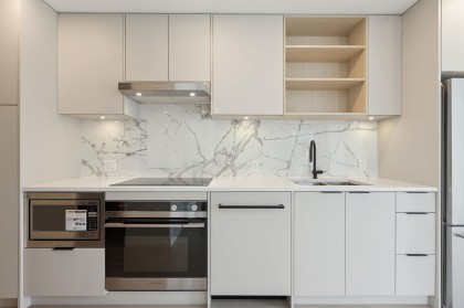 Photo 10 at 303 - 333 St. Davids Avenue, Lower Lonsdale, North Vancouver