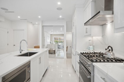 Photo 3 at 2523 W 8th Avenue, Kitsilano, Vancouver West