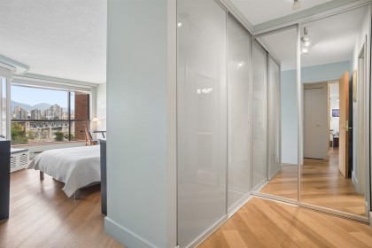 Photo 22 at 602 - 1490 Pennyfarthing Drive, False Creek, Vancouver West