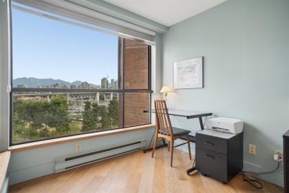 Photo 20 at 602 - 1490 Pennyfarthing Drive, False Creek, Vancouver West