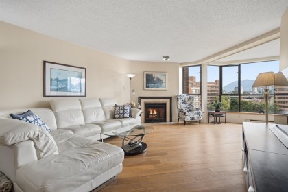 Photo 8 at 602 - 1490 Pennyfarthing Drive, False Creek, Vancouver West