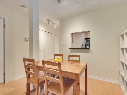 Photo 7 at 117 - 555 W 14th Avenue, Fairview VW, Vancouver West