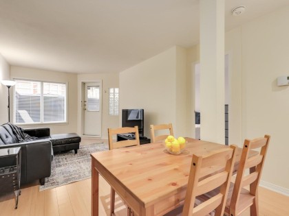 Photo 9 at 117 - 555 W 14th Avenue, Fairview VW, Vancouver West