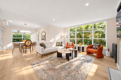Photo 2 at 103 - 3399 Capilano Crescent, Edgemont, North Vancouver