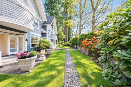 Photo 11 at 103 - 3399 Capilano Crescent, Edgemont, North Vancouver