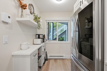 Photo 12 at 102 - 1538 Bowser Avenue, Norgate, North Vancouver