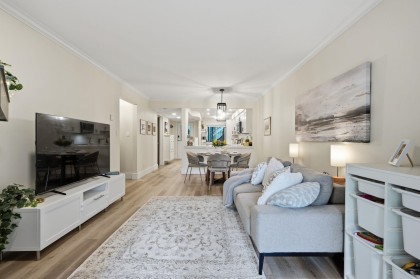 Photo 5 at 102 - 1538 Bowser Avenue, Norgate, North Vancouver
