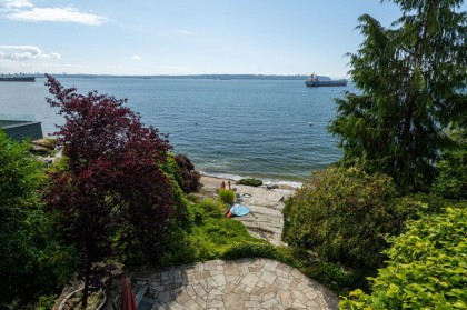 Photo 3 at 4052 Marine Drive, Sandy Cove, West Vancouver