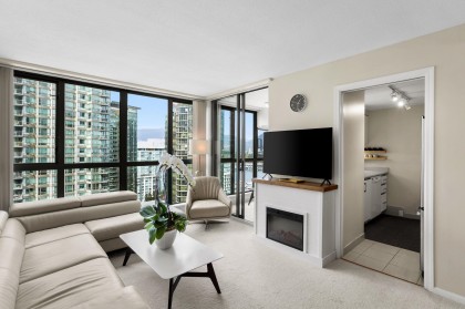 Photo 9 at 1702 - 1238 Melville Street, Coal Harbour, Vancouver West
