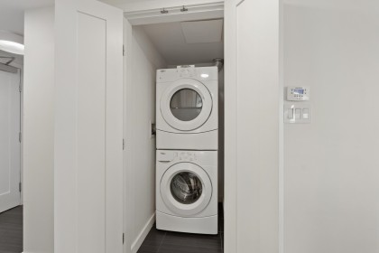 Photo 15 at 569 - 2080 West Broadway Street, Kitsilano, Vancouver West