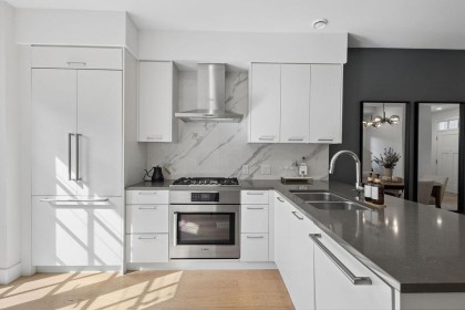 Photo 9 at 12 - 1133 Ridgewood Drive, Edgemont, North Vancouver