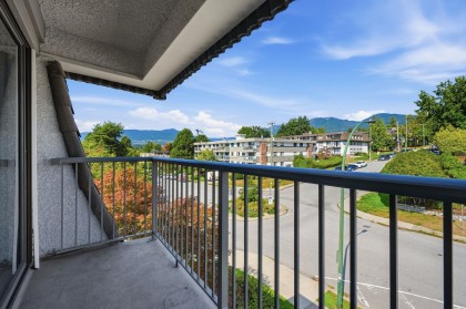 Photo 10 at 305 - 275 W 2nd Street, Lower Lonsdale, North Vancouver