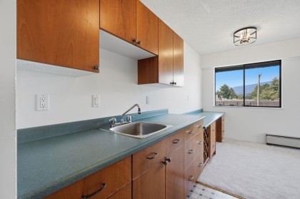 Photo 19 at 305 - 275 W 2nd Street, Lower Lonsdale, North Vancouver