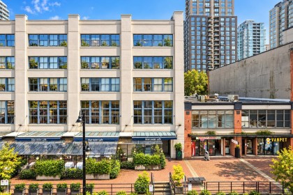 Photo 28 at 401 - 1072 Hamilton Street, Yaletown, Vancouver West
