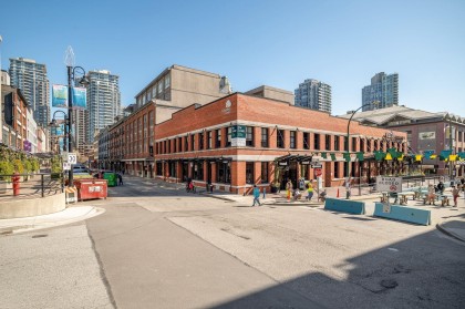 Photo 33 at 401 - 1072 Hamilton Street, Yaletown, Vancouver West