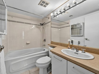 Photo 19 at 16D - 139 Drake Street, Yaletown, Vancouver West
