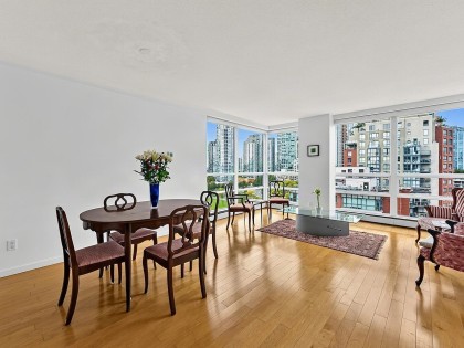 Photo 8 at 16D - 139 Drake Street, Yaletown, Vancouver West
