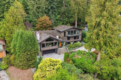 Photo 2 at 2953 Altamont Crescent, Altamont, West Vancouver