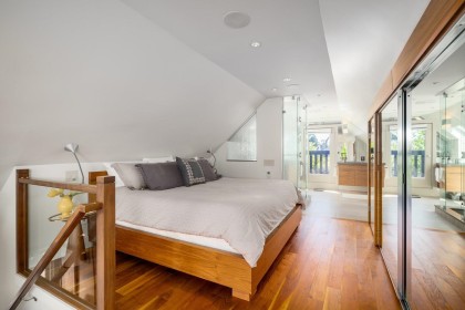 Photo 13 at 3240 W 1st Avenue, Kitsilano, Vancouver West