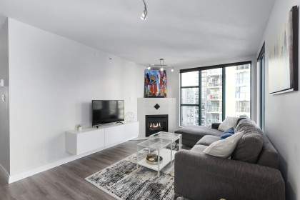 Photo 2 at 1502 - 939 Homer Street, Yaletown, Vancouver West