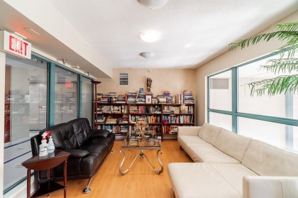 Photo 22 at 1502 - 939 Homer Street, Yaletown, Vancouver West