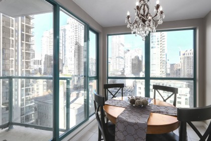 Photo 9 at 1502 - 939 Homer Street, Yaletown, Vancouver West