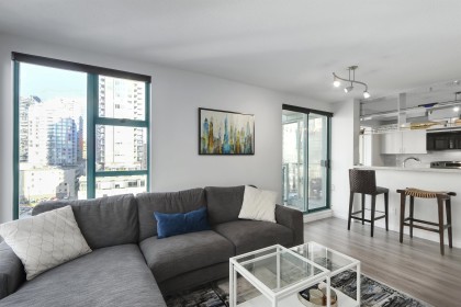 Photo 4 at 1502 - 939 Homer Street, Yaletown, Vancouver West