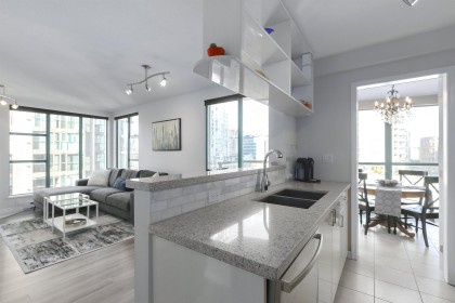 Photo 8 at 1502 - 939 Homer Street, Yaletown, Vancouver West