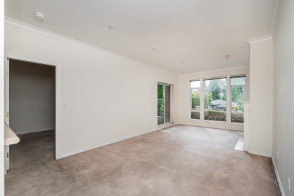 Photo 3 at 207 - 678 W Queens Road, Delbrook, North Vancouver