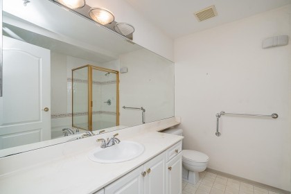 Photo 15 at 207 - 678 W Queens Road, Delbrook, North Vancouver