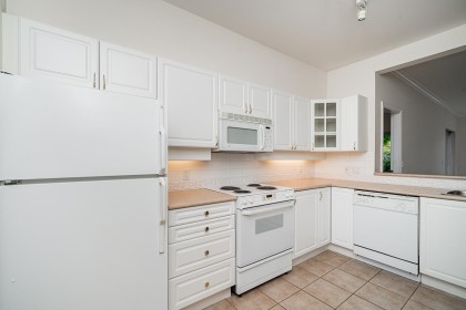 Photo 11 at 207 - 678 W Queens Road, Delbrook, North Vancouver