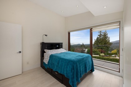 Photo 30 at 4716 Skyline Drive, Canyon Heights NV, North Vancouver