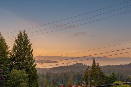 Photo 37 at 4716 Skyline Drive, Canyon Heights NV, North Vancouver