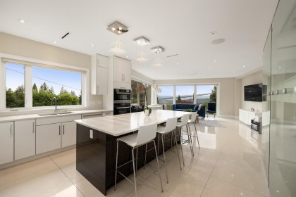 Photo 15 at 4716 Skyline Drive, Canyon Heights NV, North Vancouver