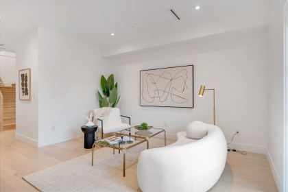 Photo 4 at 265 W 6th Street, Lower Lonsdale, North Vancouver