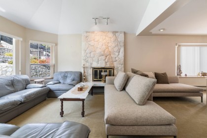 Photo 3 at 547 Tempe Crescent, Upper Lonsdale, North Vancouver