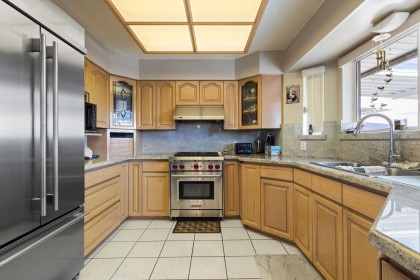 Photo 5 at 547 Tempe Crescent, Upper Lonsdale, North Vancouver