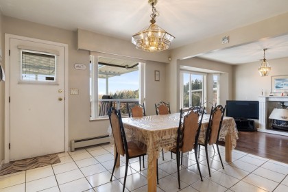 Photo 8 at 547 Tempe Crescent, Upper Lonsdale, North Vancouver