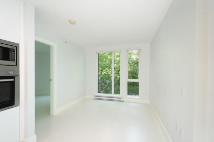 Photo 7 at 203 - 2239 W 7th Avenue, Kitsilano, Vancouver West