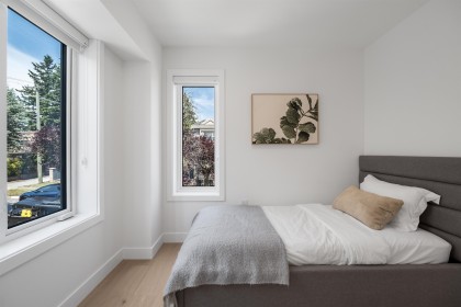 Photo 7 at 1008 W 52nd Avenue, South Granville, Vancouver West