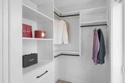 Photo 9 at 1008 W 52nd Avenue, South Granville, Vancouver West