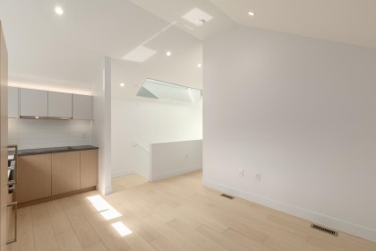 Photo 6 at 22 W 14th Avenue, Mount Pleasant VW, Vancouver West