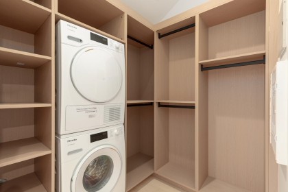 Photo 10 at 22 W 14th Avenue, Mount Pleasant VW, Vancouver West