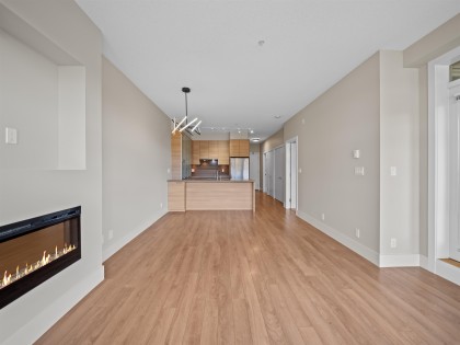 Photo 10 at 215 - 3606 Aldercrest Drive, Roche Point, North Vancouver