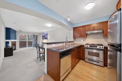 Photo 7 at 214 - 2388 Western Parkway, University VW, Vancouver West