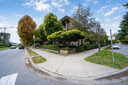 Photo 5 at 214 - 2388 Western Parkway, University VW, Vancouver West
